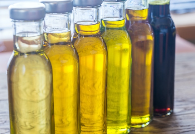 4 Healthy Oils Beyond Olive Oil to Eat Every Week, According to a