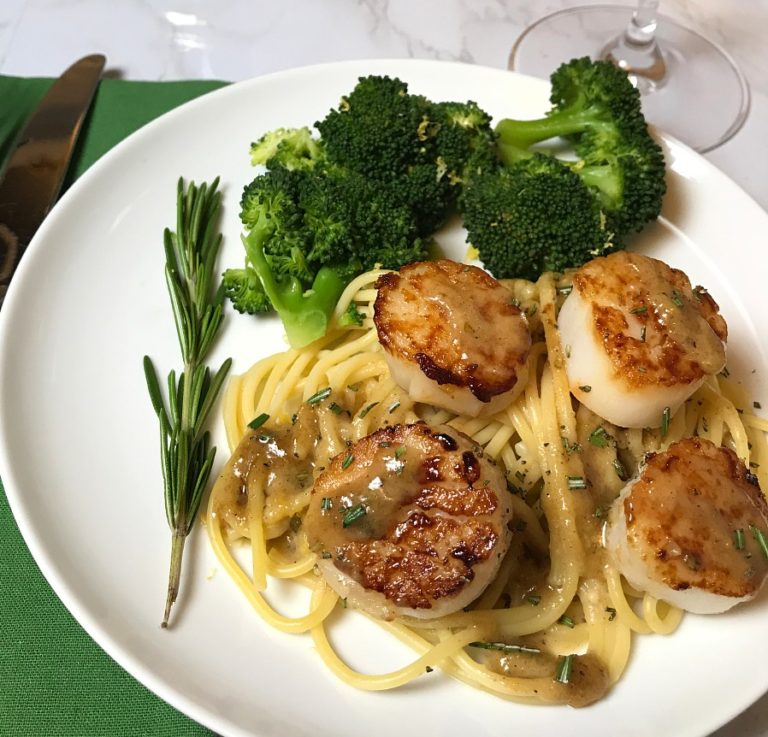 Scallops in a Lemon Rosemary Sauce